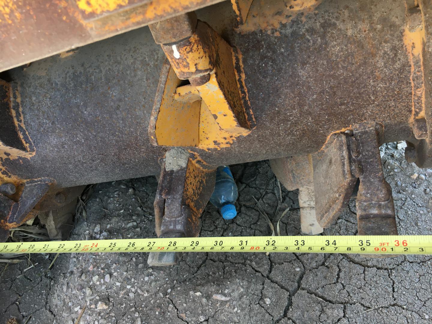 ./imagenes/INVOICE/2019/16119/PAVIMENTADORA PARA BORDES COMACO GT-3600 (23).JPG